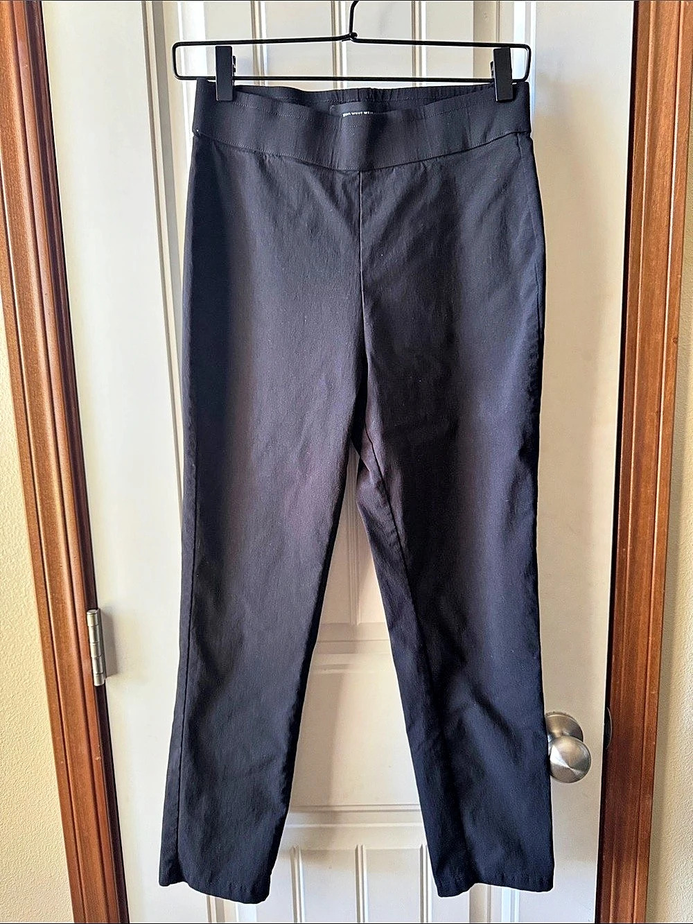 Who What Wear Ankle Pants in Black Size 8 Like New